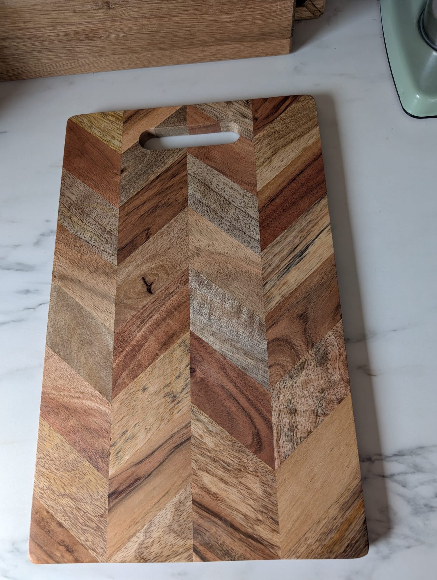 🪵 Herringbone Acacia & Mango Wood Serving Board