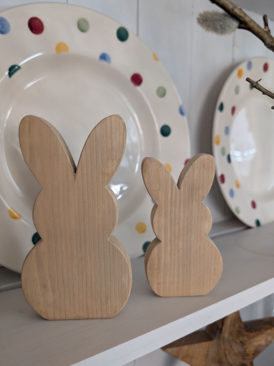 🐇 Handcrafted Wooden Rabbit Ornament – Rustic Oak or Antique Pine