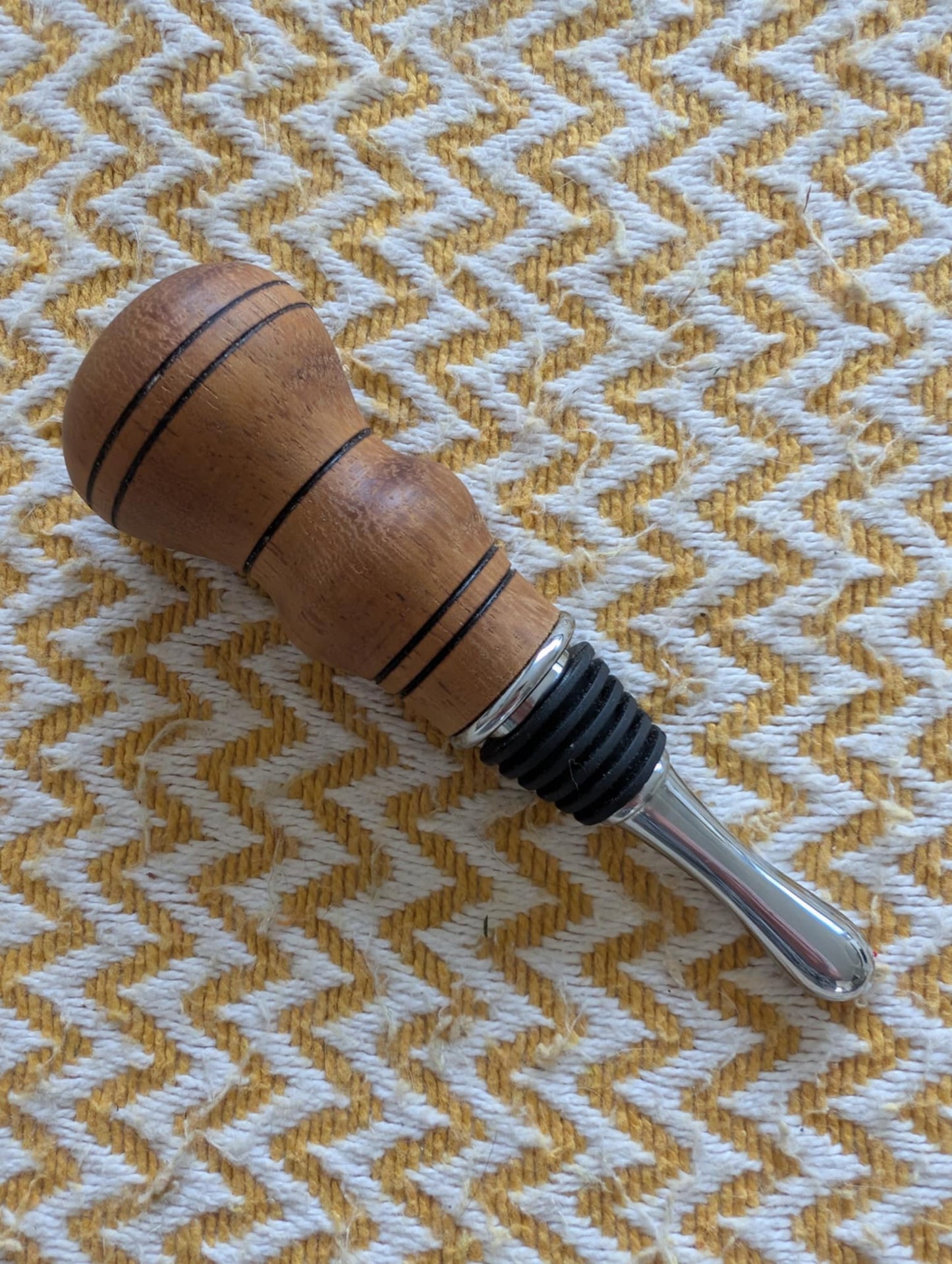 🍷 Handcrafted Wooden Wine/Bottle Stopper – Iroko, Cherry or Sapele