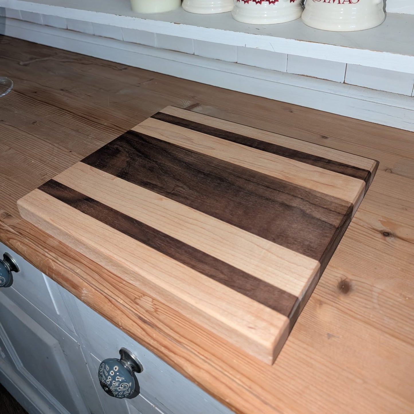 🪵 Handmade Ash & Walnut Chopping Board