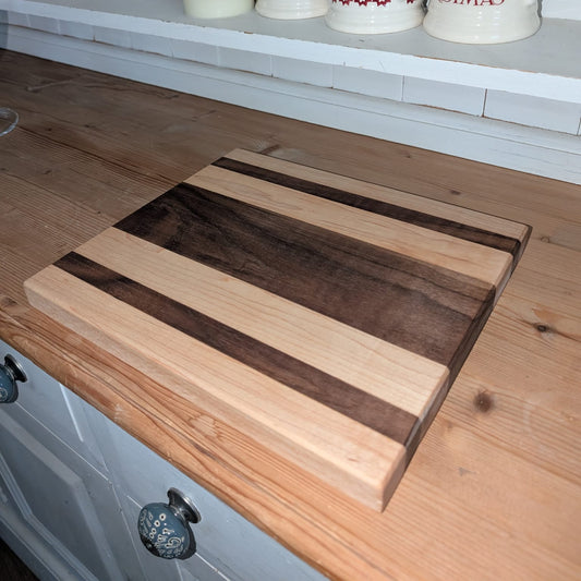 🪵 Handmade Ash & Walnut Chopping Board