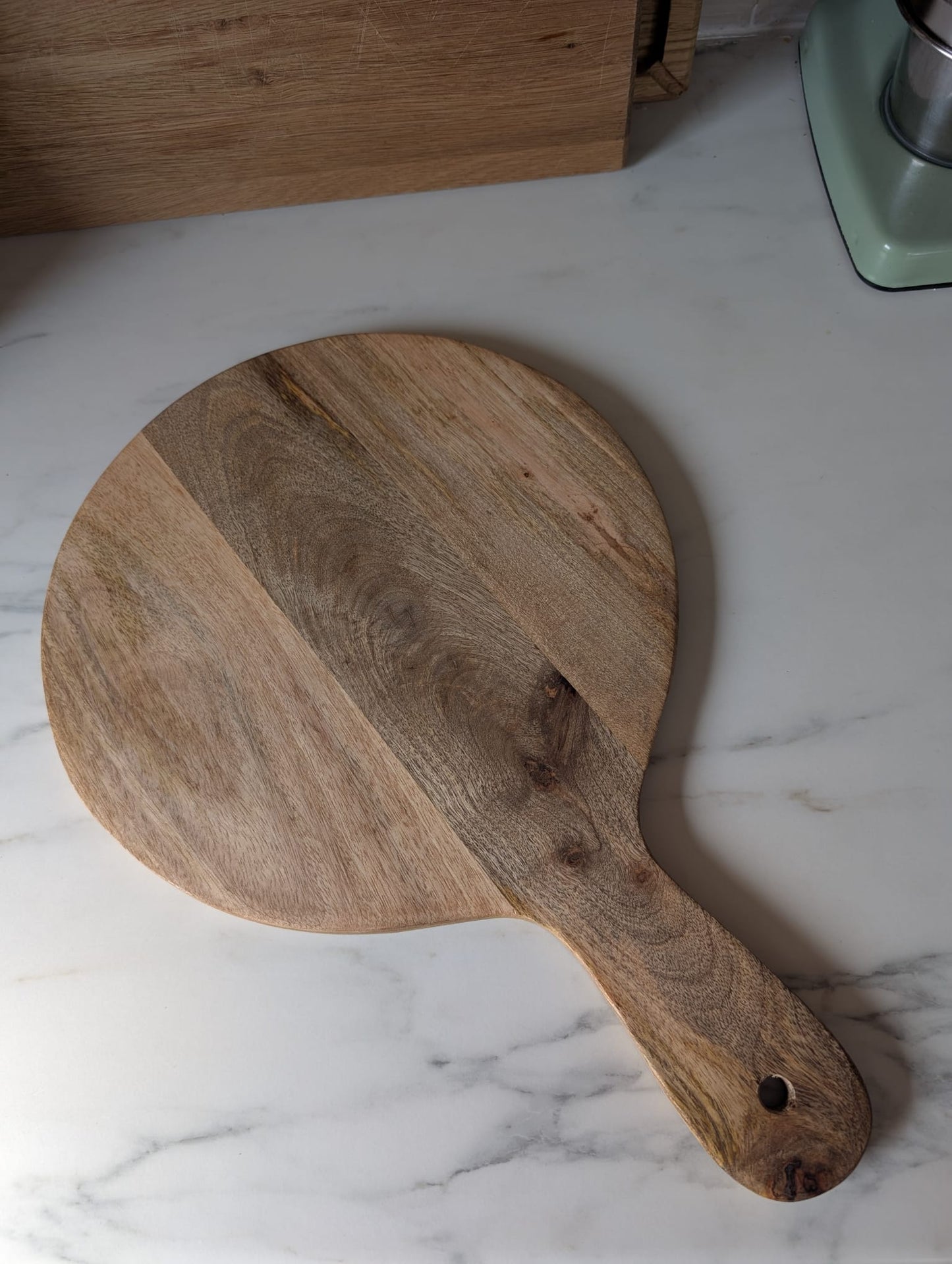 🍕 Handcrafted Pizza Board – Serve in Style!